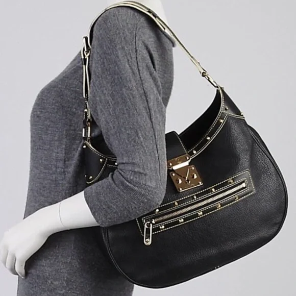 🌟RARE🌟 leather studded hobo Louis Vuitton - Picture 1 of 13